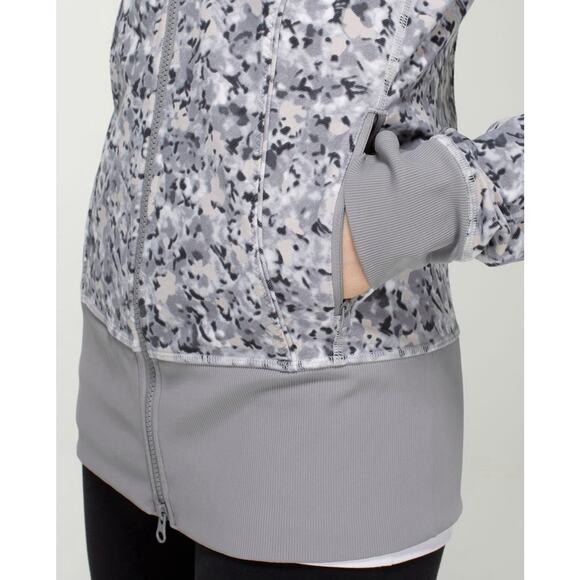 Lululemon sz 4 Nice Asana Jacket Not So Petite Fleur Silver Spoon Luon - Picture 3 of 16